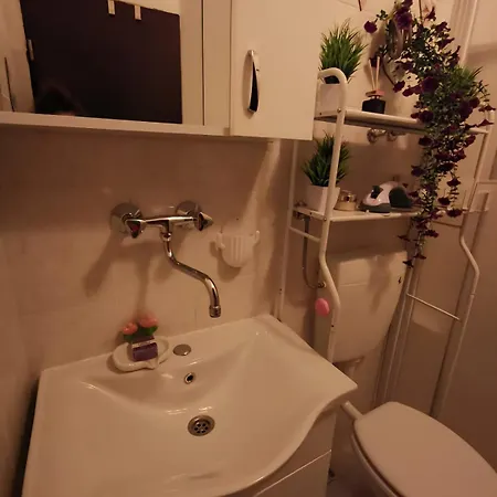 A Step Away From The Sea Apartment